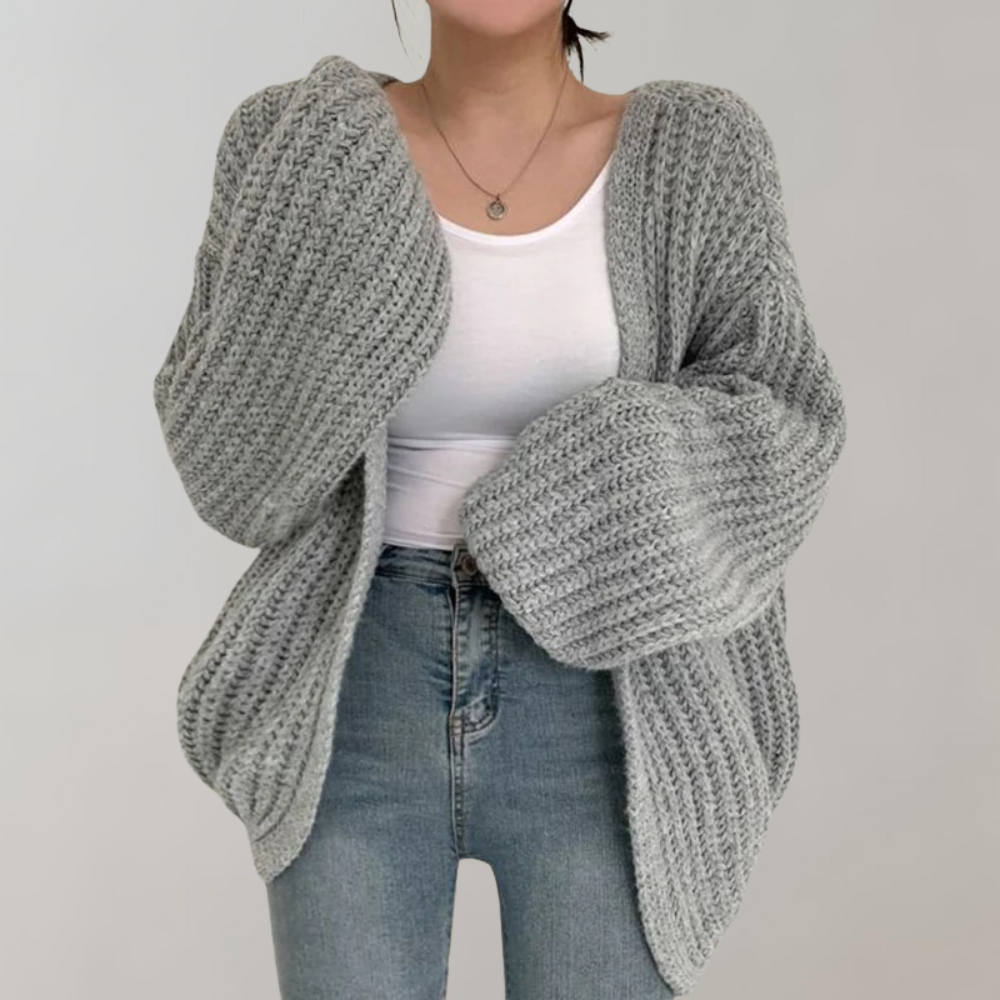 Samanthya | Stylish women's cardigan with long sleeves