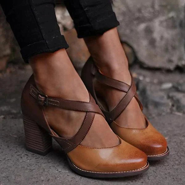 Ellis - Summer Leather Clogs